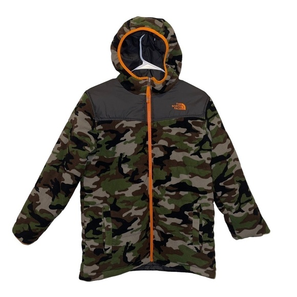The North Face Boys Reversible Camo Charcoal Jacket Size L - Picture 1 of 12